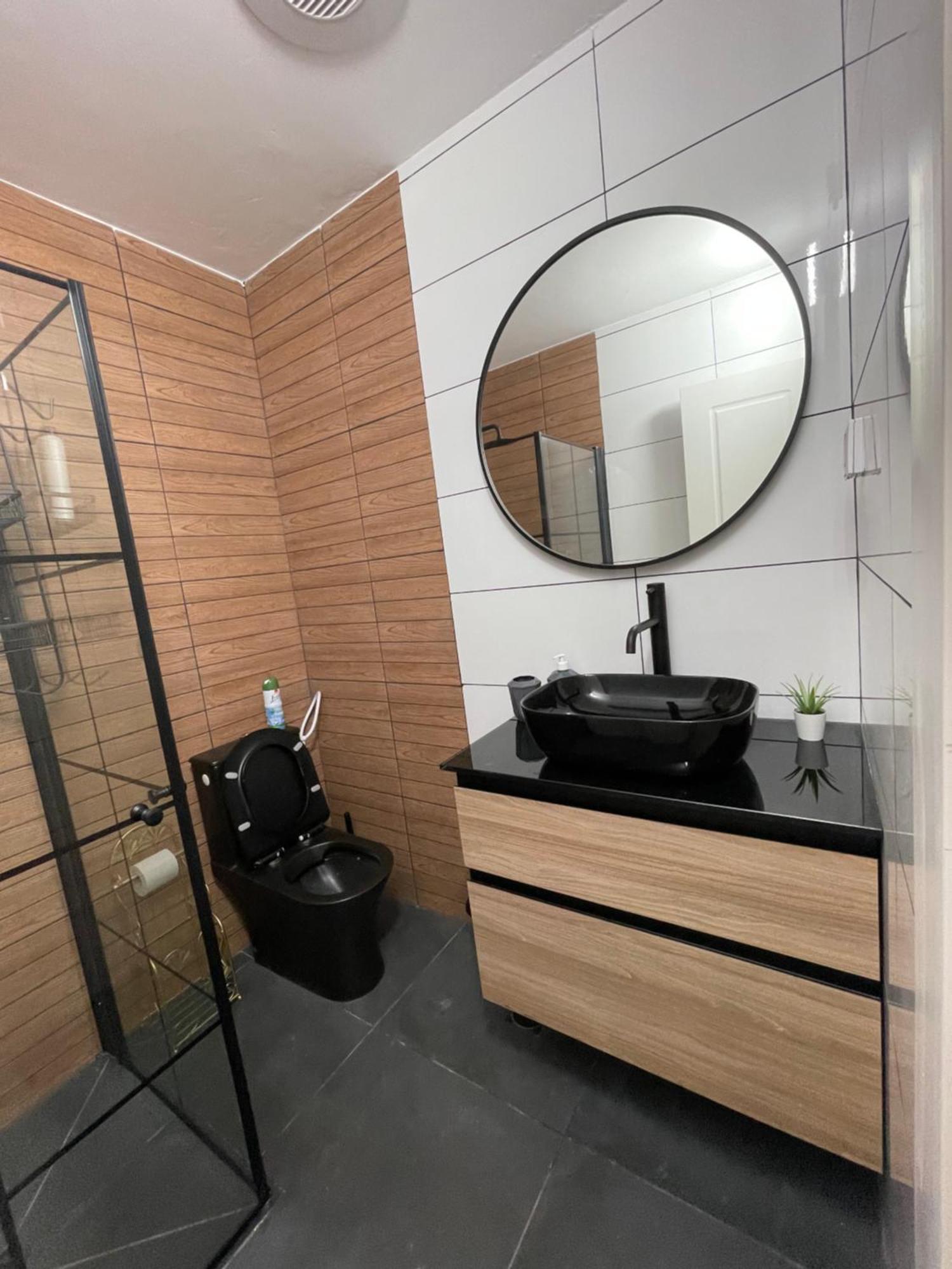 Apartment דירת אירוח מפנקת בעיר - 5 דקות נסיעה מהים Ashkelon
